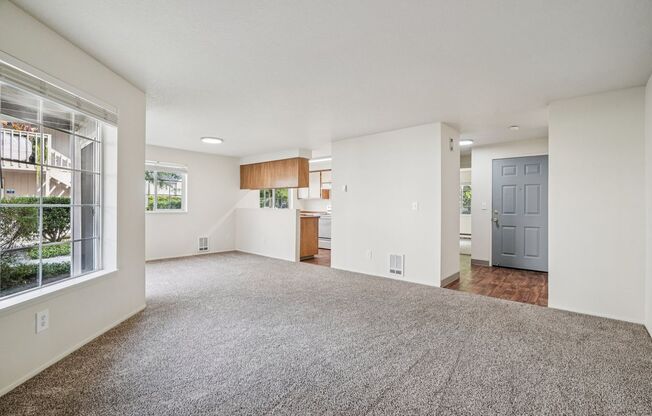 2 beds, 2 baths, 900 sqft, $1,595, Unit X182