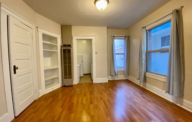 1 bed, 1 bath, 655 sqft, $1,495, Unit 105