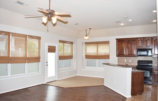 8617 Corral Circle