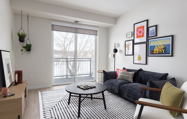 Studio, 1 bath, 532 sqft, $1,595, Unit 639