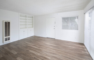 *OPEN HOUSE: 9/14 3-4PM* Bright 2BR in Crown Point/Pacific Beach + Parking