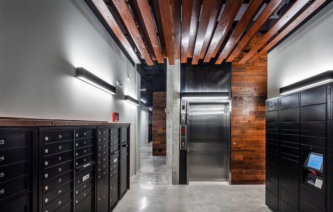 Studio, 1 bath, 294 sqft, $1,178, Unit 316