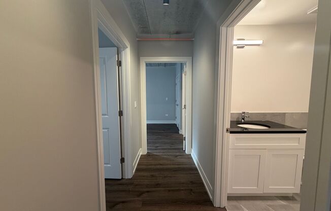 2 beds, 2 baths, 908 sqft, $3,500, Unit 952-211