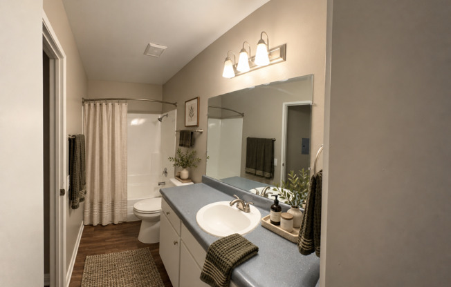 2 beds, 1 bath, 772 sqft, $2,595, Unit 47