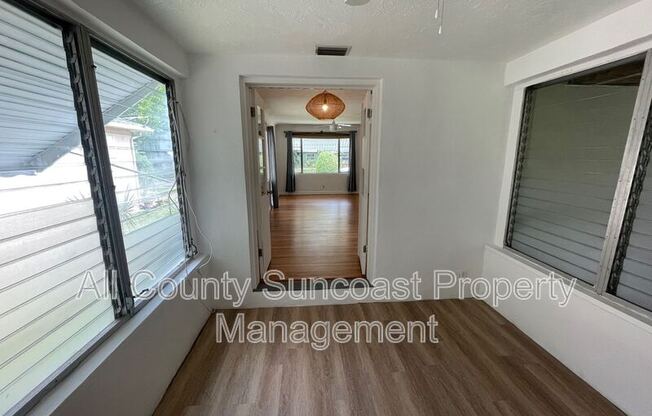 2 beds, 1 bath, $2,275