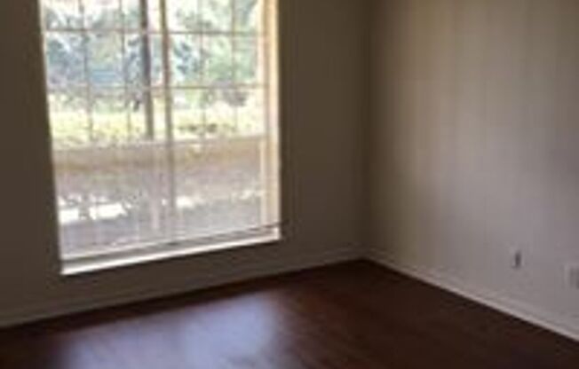 Chateau Orleans Apartments