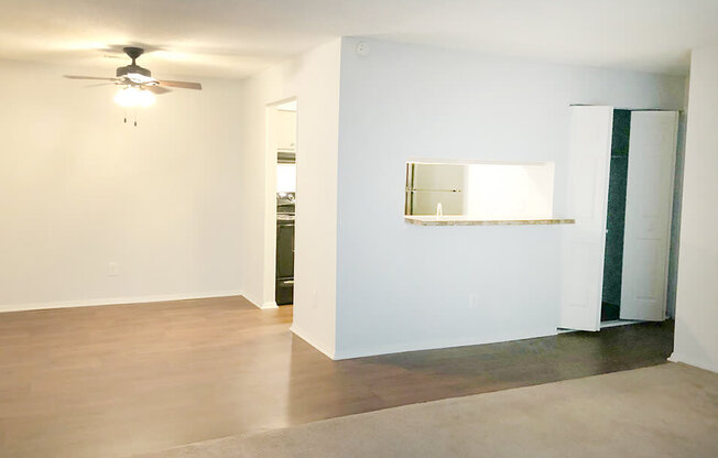 Updated 2-bedroom large dining space