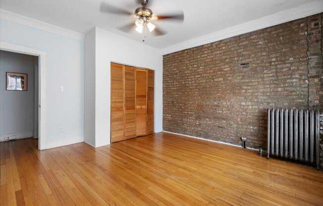 442 West Arlington Pl.