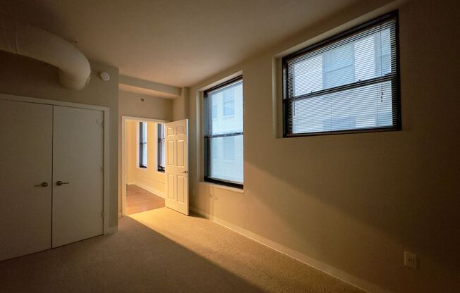 1 bed, 1 bath, 499 sqft, $1,590, Unit HA-424