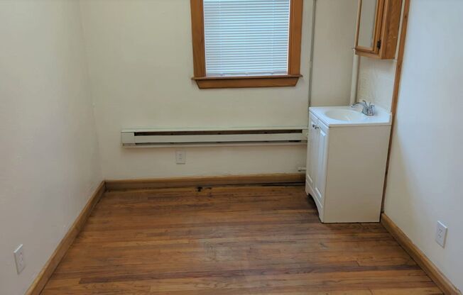 1 bed, 1 bath, 230 sqft, $625, Unit 223