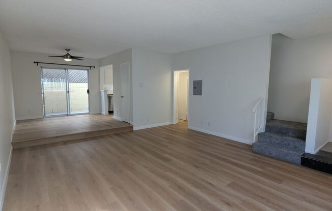 Beautifully Remodeled 2 Bed 1.5 Bath Santa Monica Condo Unit Available!! Won't Last!!