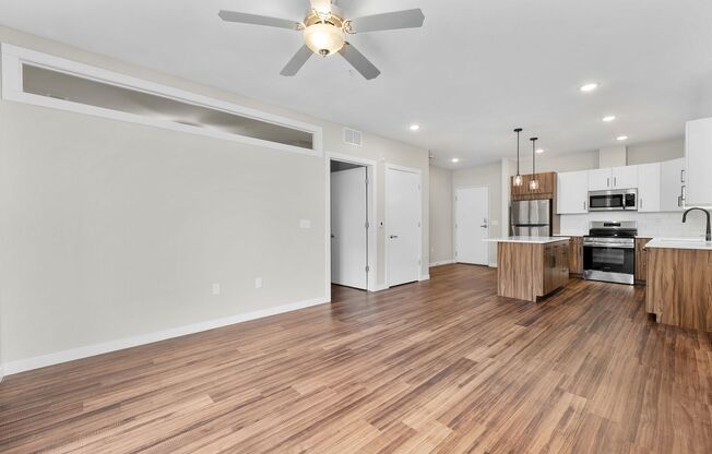 1 bed, 1 bath, 750 sqft, $1,485, Unit 407