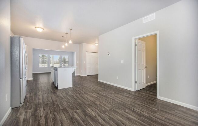 4 beds, 2.5 baths, $2,495