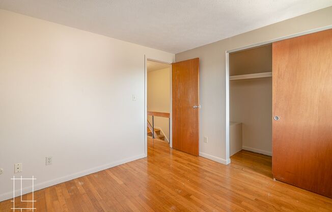 2 beds, 1.5 baths, $1,425, Unit 411 E Buttles Ave Apt. I