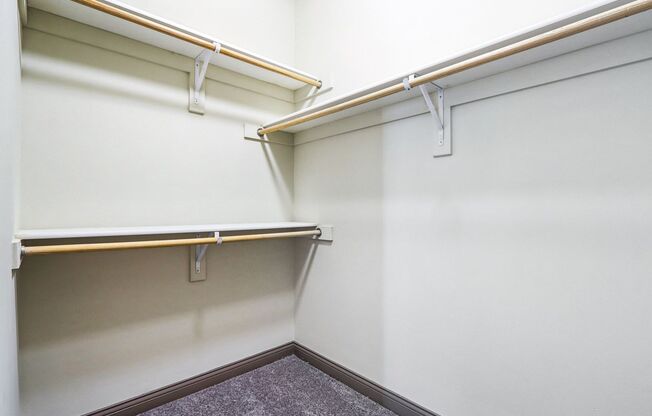 2 beds, 2 baths, 1,247 sqft, $1,549, Unit 17 - 202