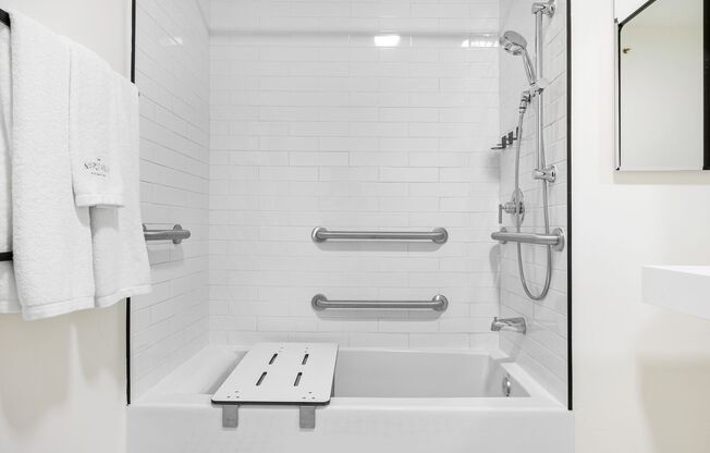 Studio, 1 bath, 540 sqft, $1,950, Unit 106