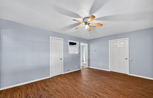 Affordable 4BD/2BA single-family house!