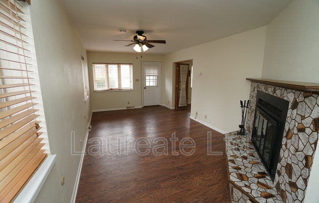 1240 JEFFERSON AVE