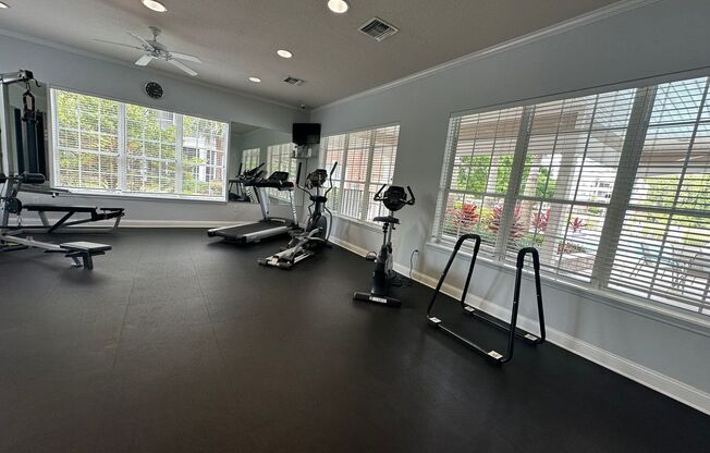 2 beds, 2 baths, $1,800