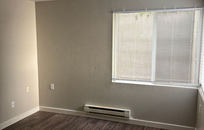 1 bed, 1 bath, 715 sqft, $1,695, Unit 217