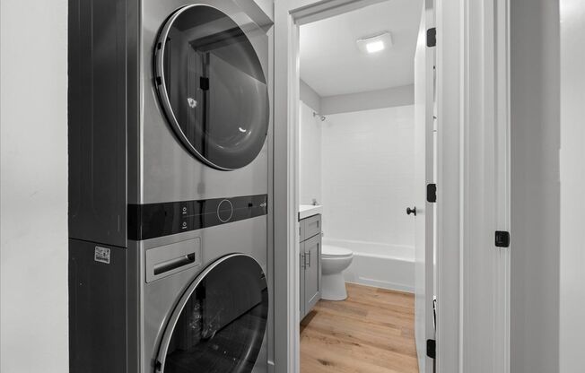 1000 Orchard Luxury Apartments