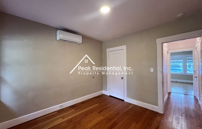 2 beds, 1 bath, $2,250