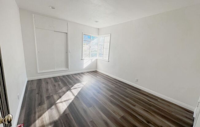 36-42 S. Parkwood Ave.