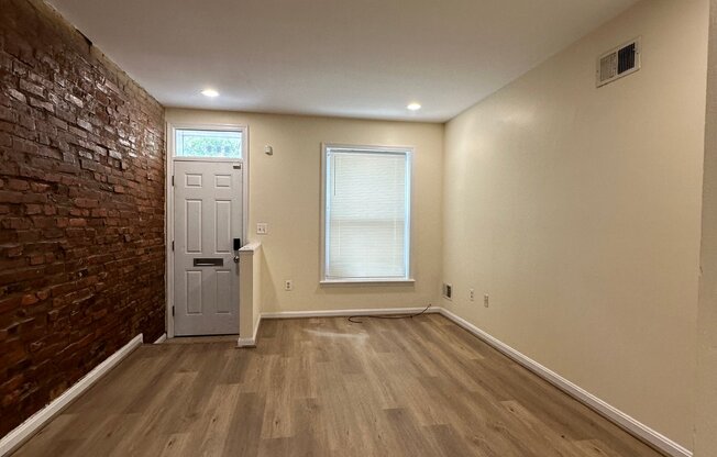 115 N CURLEY ST