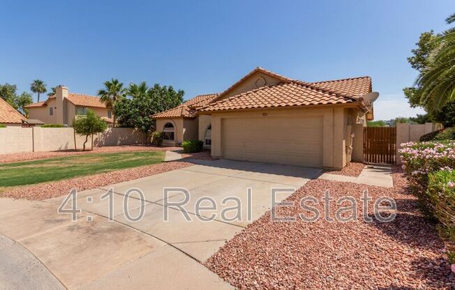 2381 W REDWOOD DR
