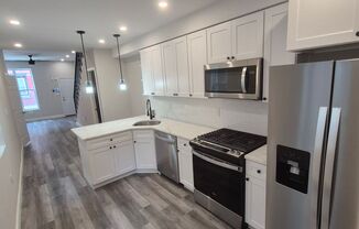 Spacious 3BD/2.5 BA North Philadelphia - Available Now!!!