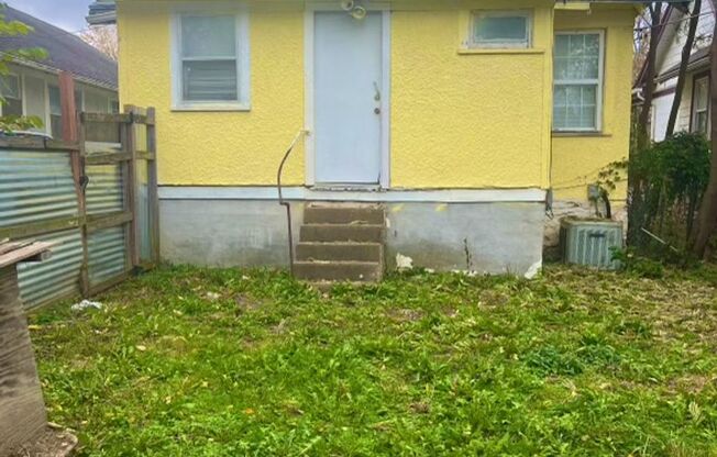 Cozy 2 bedroom 1 bath