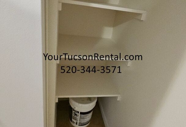 Tanque Verde & Kolb Rd area. 2 bedroom 1 bath Town home