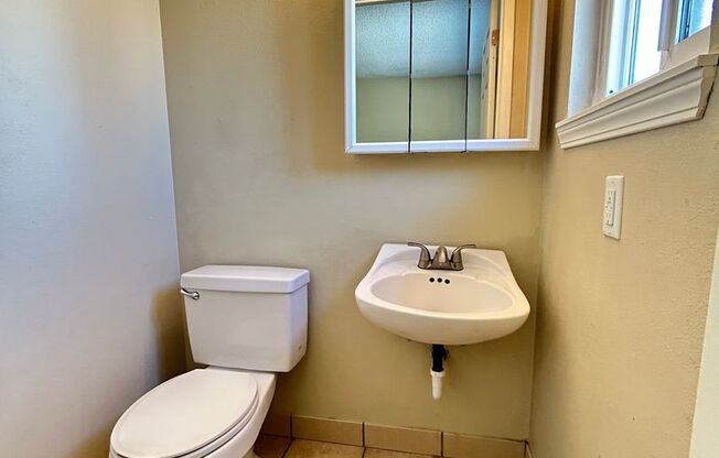 2 beds, 1.5 baths, 950 sqft, $1,895, Unit 226