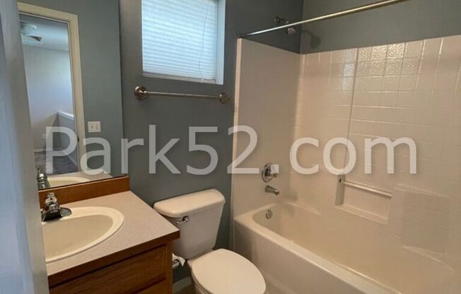 3 beds, 2.5 baths, $2,395