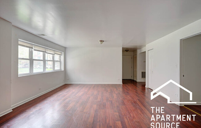 2534 W FITCH AVE