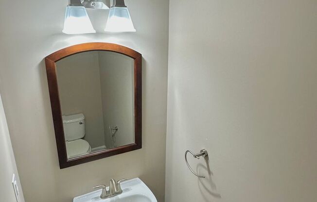 Beautiful Brookhaven Townhome in Gated Community | 3 Bed / 2.5 Bath | Pet Friendly!