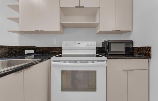 1 bed, 1.5 baths, 693 sqft, $1,950, Unit 208