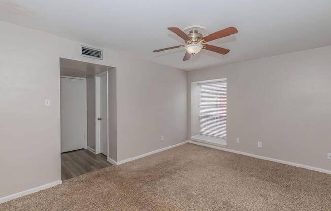 2 beds, 2 baths, 1,094 sqft, $1,236