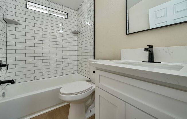 Rare Opportunity to Rent Main House and Detached ADU in Sacramento!