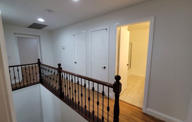 3 beds, 2.5 baths, $1,995