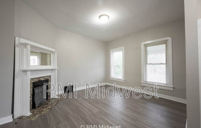 103 N STATE AVE