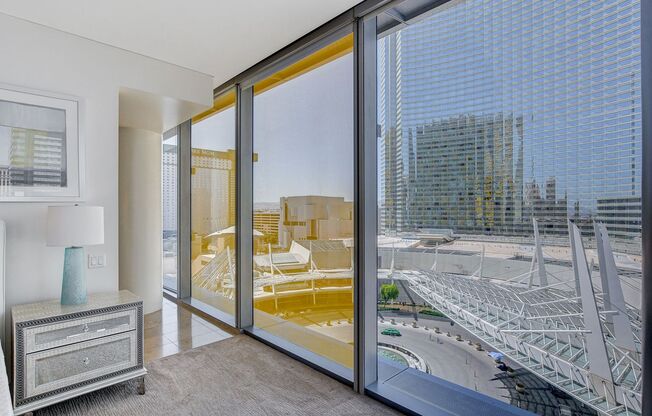 2 beds, 2 baths, $4,400, Unit # 802