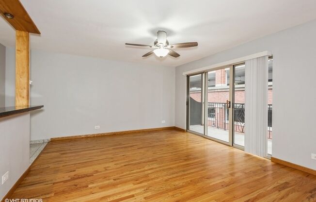 2 beds, 2 baths, 1,085 sqft, $1,995, Unit 5202-307