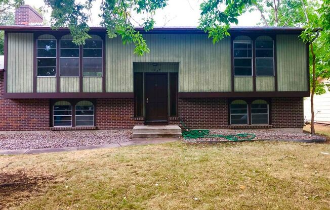 Spacious 4 Bed, 2 Bath House in West Fort Collins!