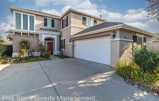 3317 Sleepy Hollow Ln