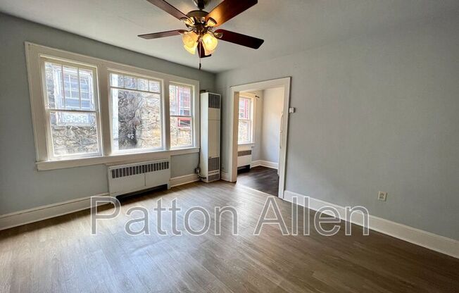 60 Flint St