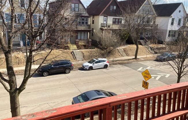 2951-51A N. Fratney St.