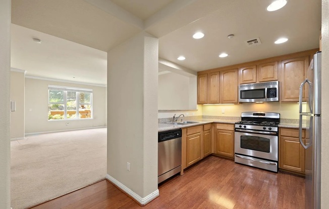 2260 Gellert Blvd