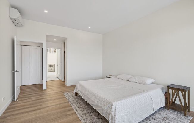 2 beds, 2 baths, $4,200, Unit # PENTHOUSE 8