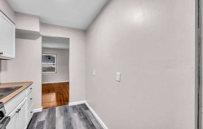 3 beds, 1 bath, $1,499